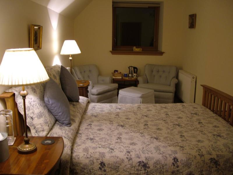 Lismore House Falkirk Room photo